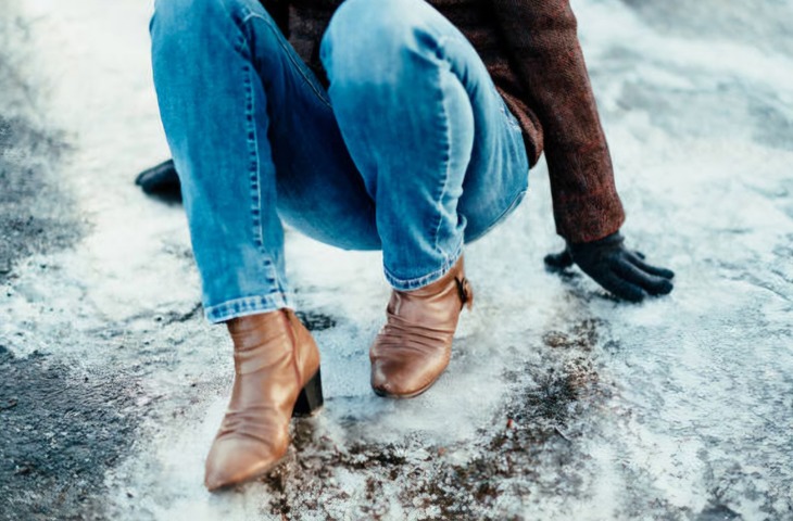 падіння на льоду травма страховка